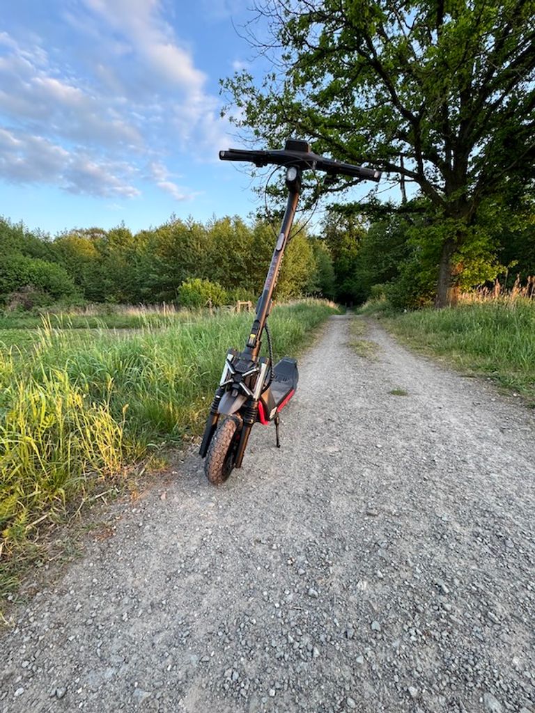 Doppelte Teleskopgabel am Segway ZT3 Pro D Doppelte Teleskopgabel am Segway ZT3 Pro D