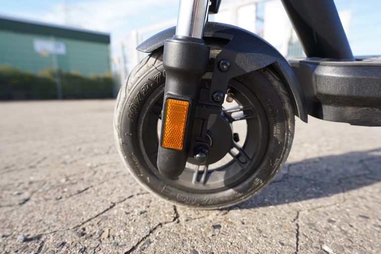 Vorne verfügen die beiden New VX2 Modelle über eine Federung