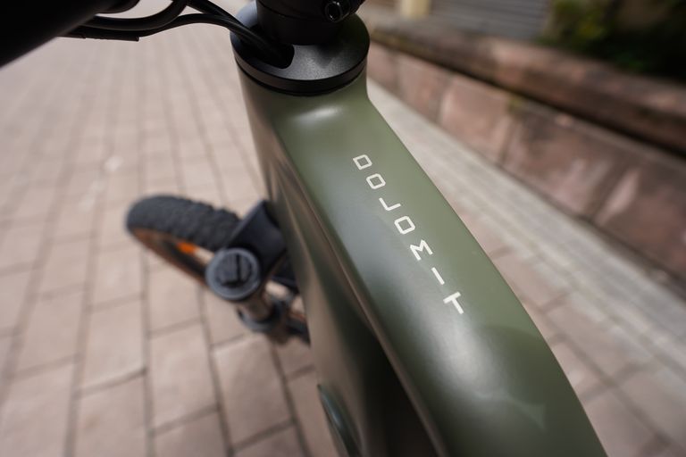 Deruiz Logo auf dem Dolomit 