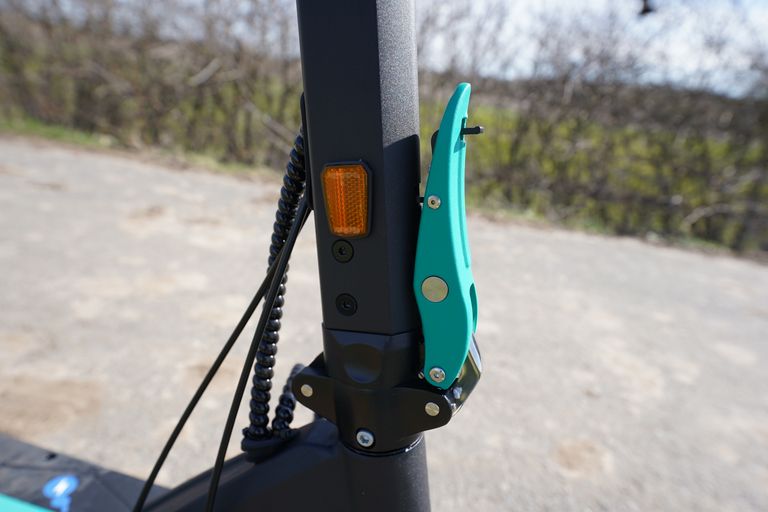 HITWAY H11 Klappmechanismus