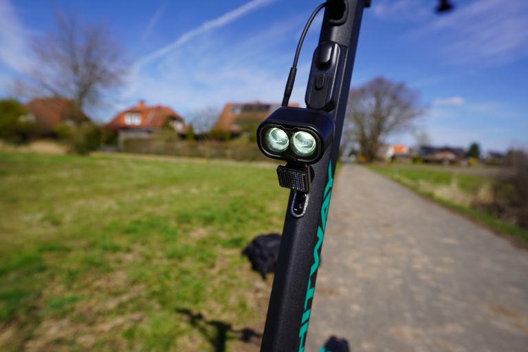 HITWAY H11 Frontlicht