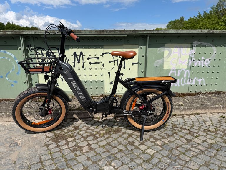 Das Lankeleisi Golf-X in der Seitenansicht