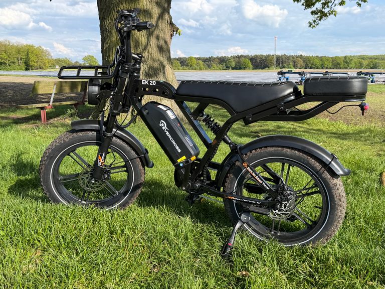 Das Evercross EK20 in der Totalen