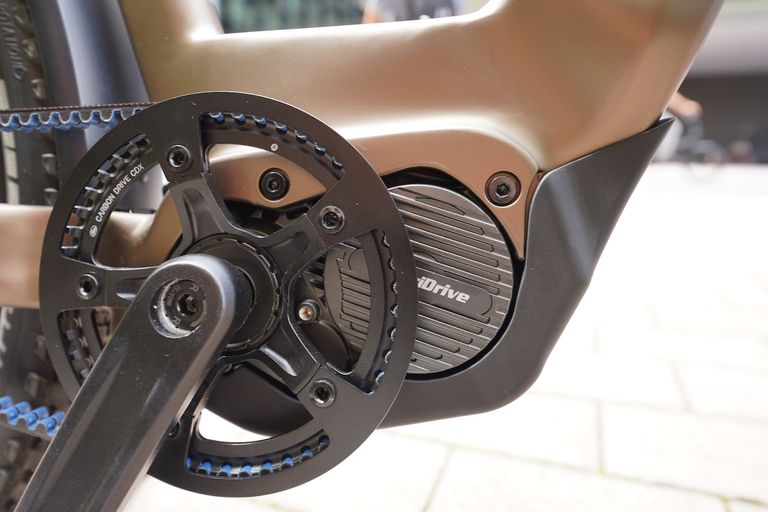 Deruiz ZentriDrive Mittelmotor am Mica Pro