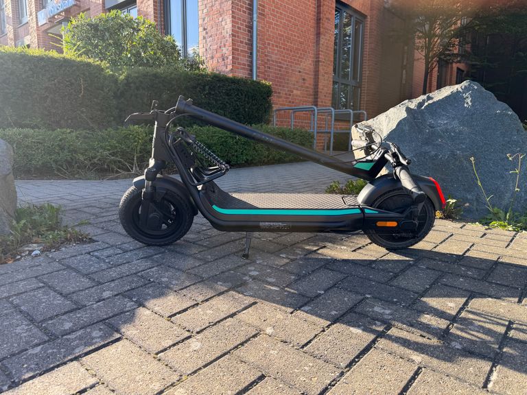 Zusammengeklappter Egret Unit in der Seitenansicht